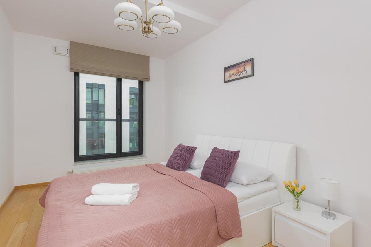 Dzielna Apartment Warsaw Wola By Noclegi Renters ภายนอก รูปภาพ