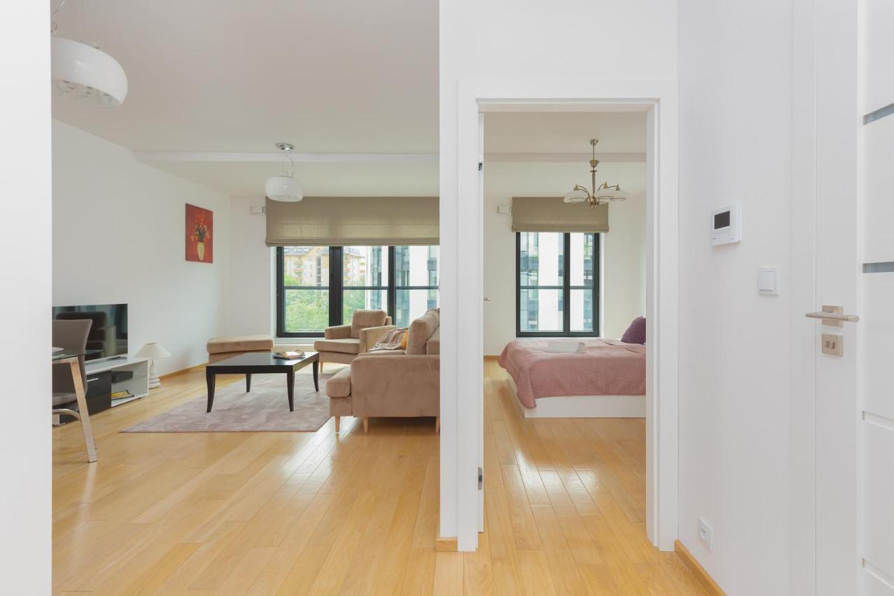 Dzielna Apartment Warsaw Wola By Noclegi Renters ภายนอก รูปภาพ