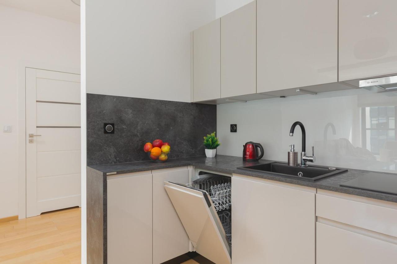Dzielna Apartment Warsaw Wola By Noclegi Renters ภายนอก รูปภาพ